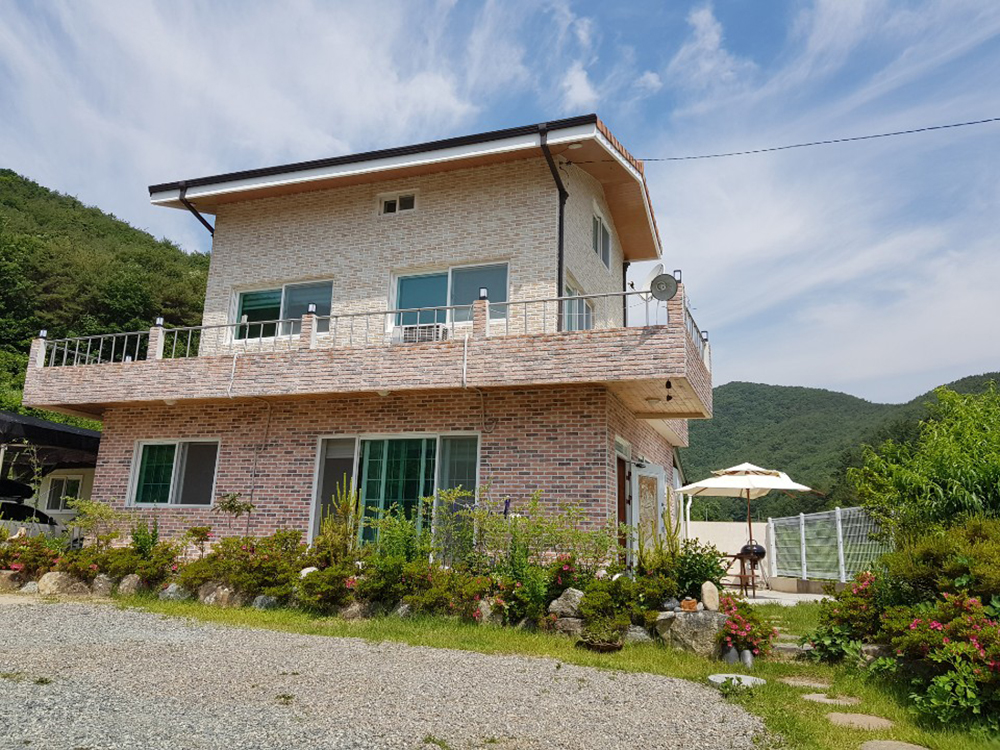 기장펜션 기장민박 용소늘푸른펜션 전경