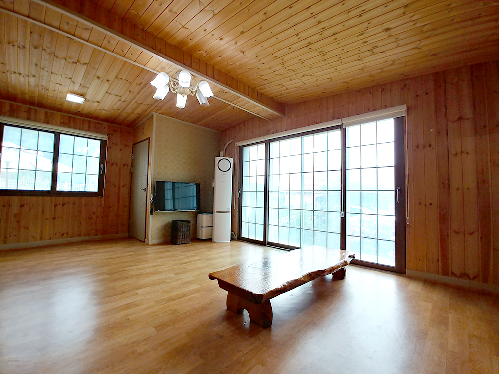 기장펜션 기장민박 용소늘푸른펜션 거실